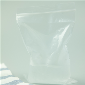 PE膠袋：通用包裝的經(jīng)典之選，性能與經(jīng)濟的完美平衡